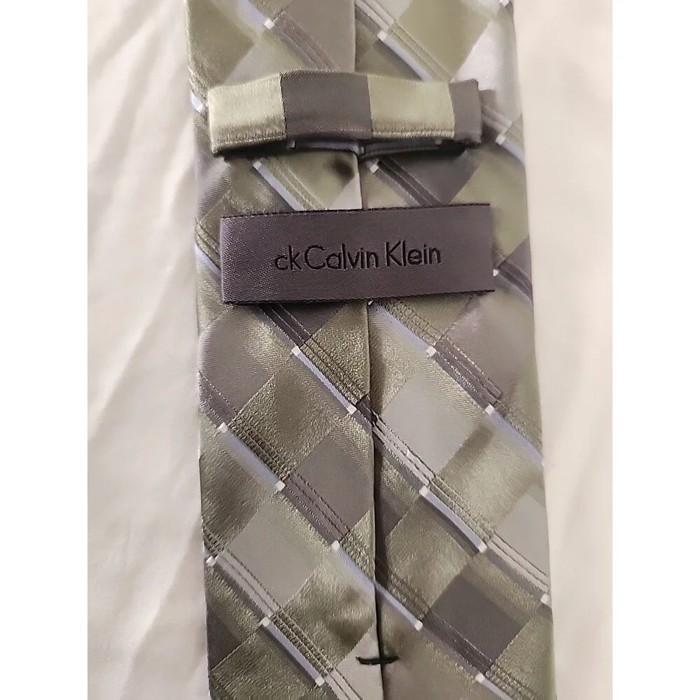Calvin Klein Men's Tie Polyester Silk Blend Necktie Grid Pattern Green And Gray